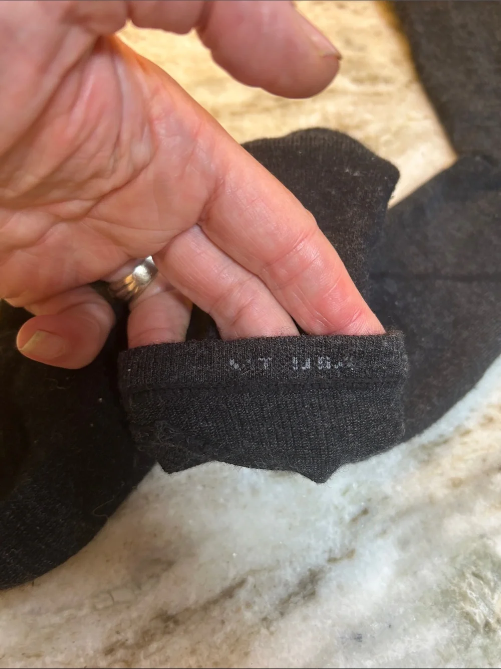 Darn Tough womens merino wool hiking socks charcoal gray size M made in VT